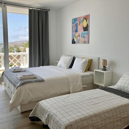 Costa Adeje - Modern Apartment With Terrace Views Of Ocean & Sunset المظهر الخارجي الصورة
