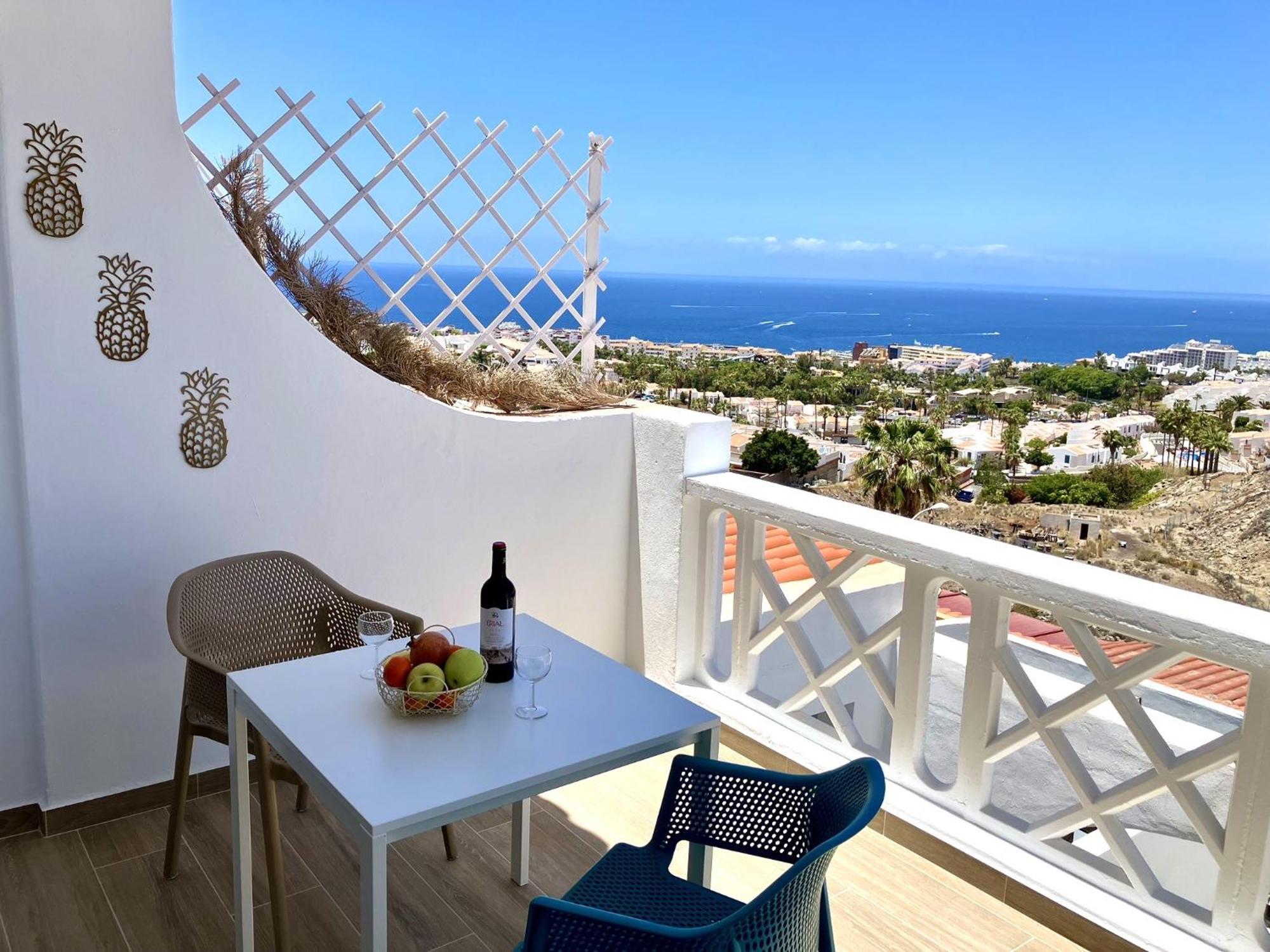 Costa Adeje - Modern Apartment With Terrace Views Of Ocean & Sunset المظهر الخارجي الصورة