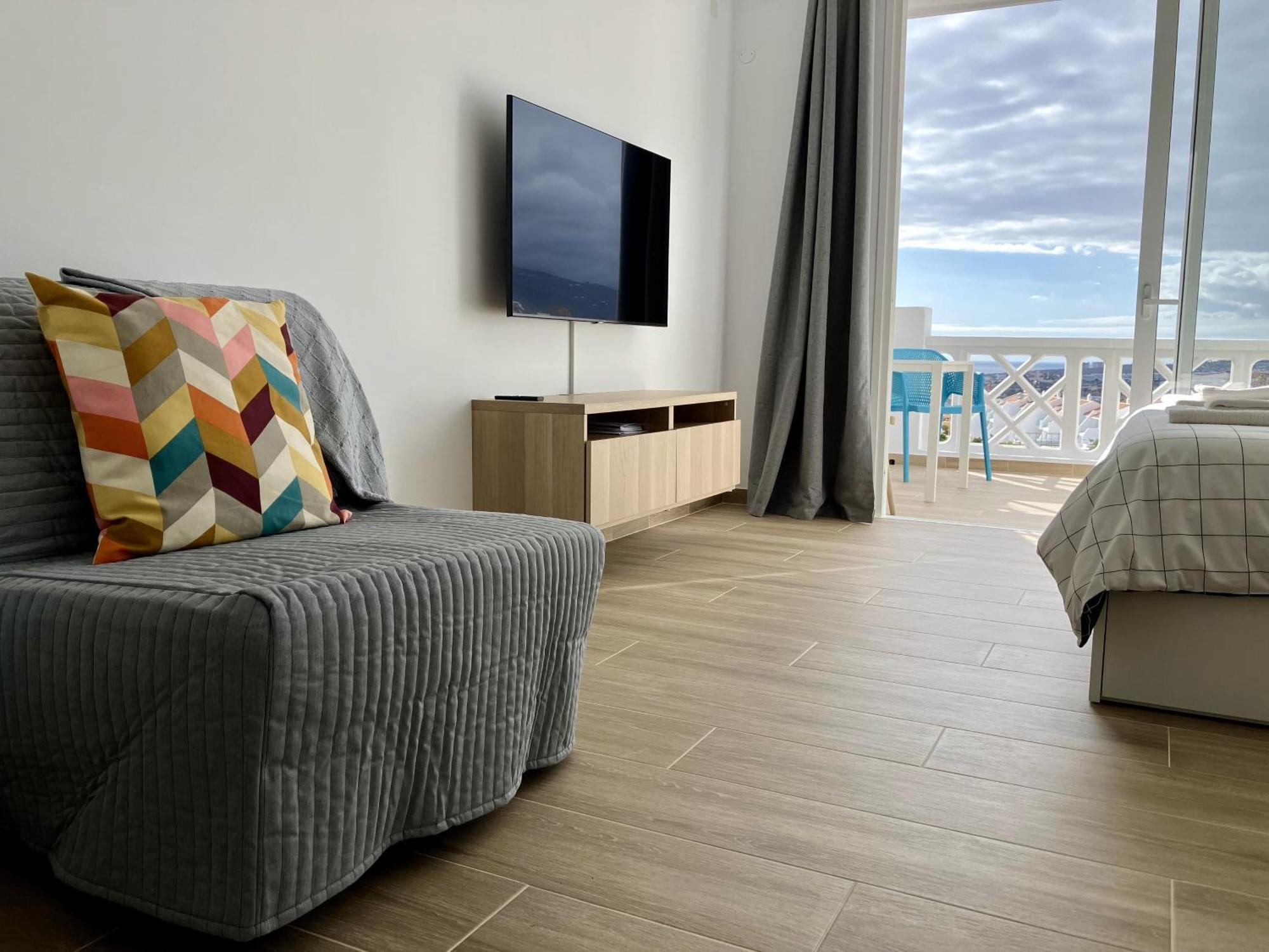 Costa Adeje - Modern Apartment With Terrace Views Of Ocean & Sunset المظهر الخارجي الصورة